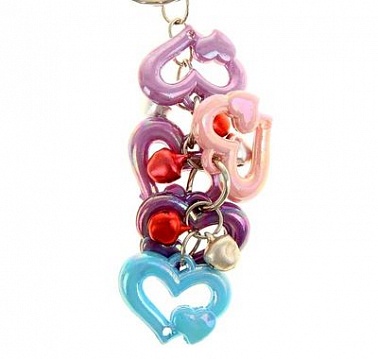 Брелок пластик висюльки Сердца с сердцами 1 шт